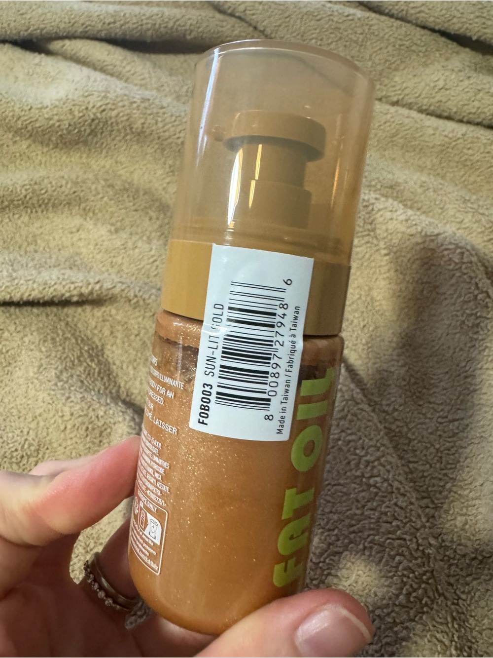 NYX fat oil shimmer body oil